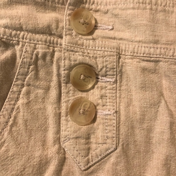 Express khaki linen blend shorts size 2 - Picture 3 of 4